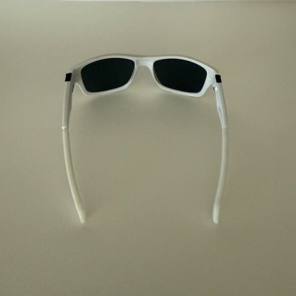 Oakley Jupiter Mens Sunglasses Black Lenses - Picture 4 of 9